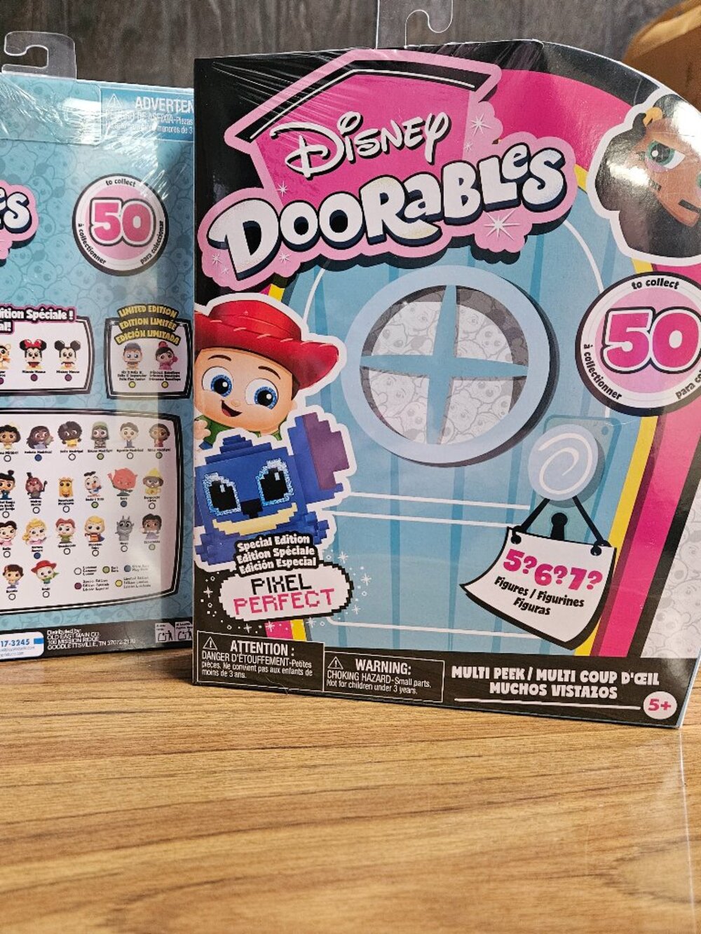 Disney Doorables Pixel Perfect Multi Peek